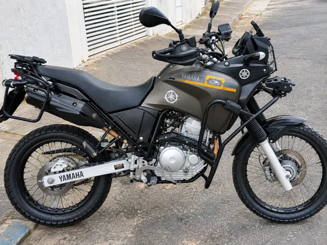 Tenere 250 2025