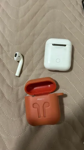 Airpods Estojo Recarga + Case + Airpod Esquerdo (descarrega rápido)