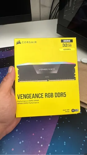 Memória Corsair vengeance rgb DDR5 2x16 6200hz Lacrada!