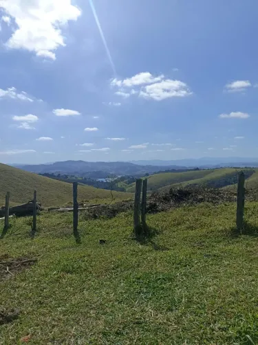 LOTES AMPLOS EM IGARATÁ/SP
