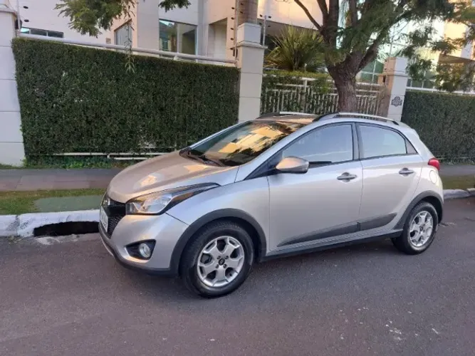Hyundai HB20X Style 1.6 Flex 16V Aut. 2015