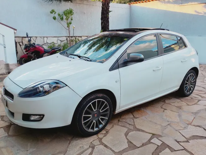 Fiat Bravo Sporting 1.8 Flex 16V 5P 2013