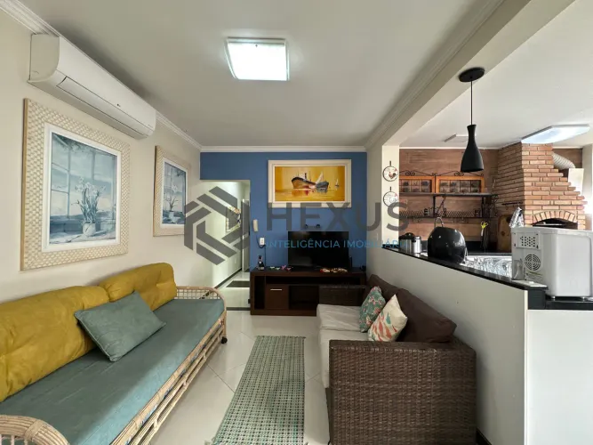 Cobertura Penthouse Triplex com varanda gourmet vista mar a 400m da praia na Enseada, Guar