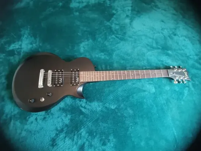 Guitarra Ltd Eclipse EC-10 - SOMENTE VENDA