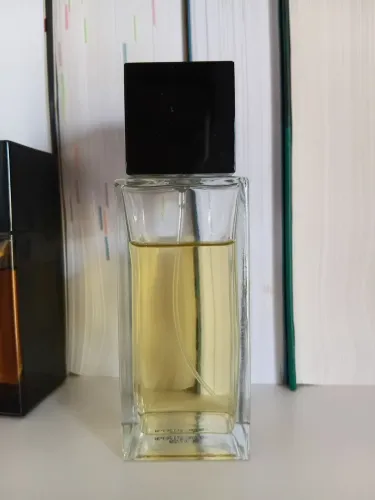 Perfume Thamus in the box