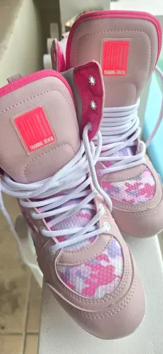 Bota tenis de academia feminino 37