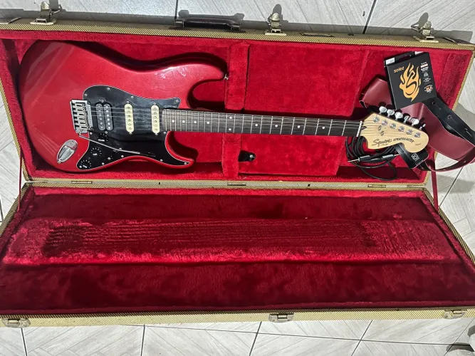 Guitarra Fender squire com blackbox