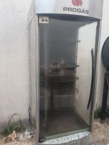 Máquina de assados