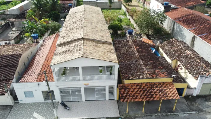Vende-se prédio em Acajutiba - Ba