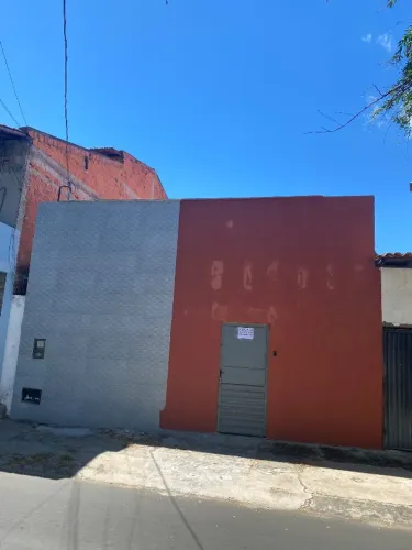 Ponto comercial com 06 salas