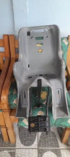Cadeirinha infantil pra bike traseira