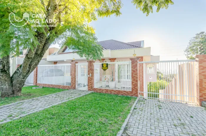 Casa 442m² com 04 quartos no Guabirotuba - Curitiba/PR.
