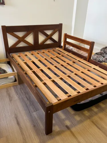 Cama casal madeira maciça canela