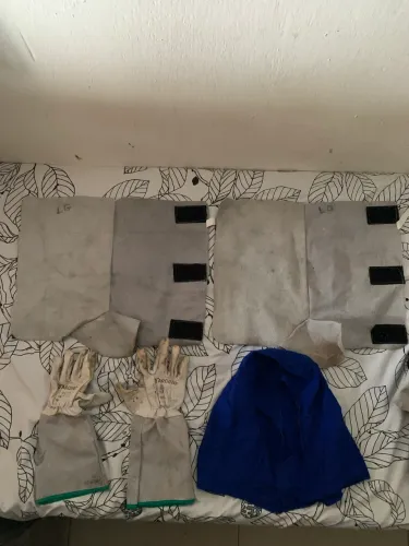Roupa de solda completa