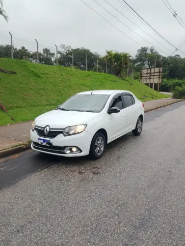 Renault Logan Dynamique Hi-flex 1.6 8V 4P 2015