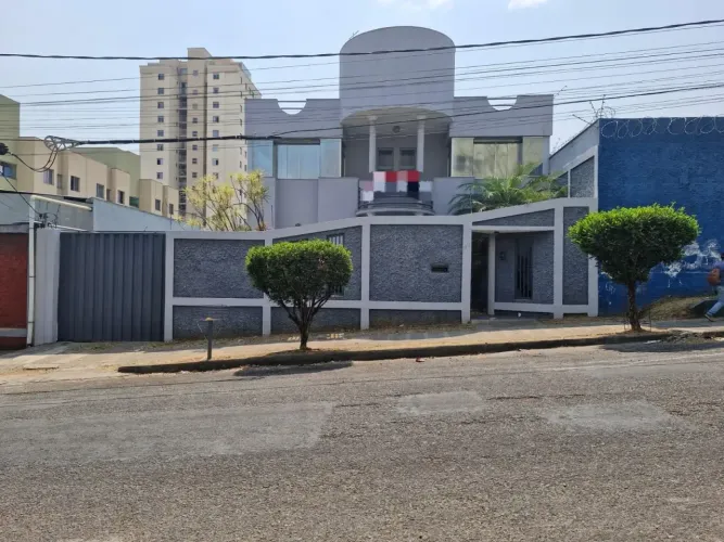 (81989) para aluguel - Casa comercial com , 10 vagas, no Jardim Alvorada