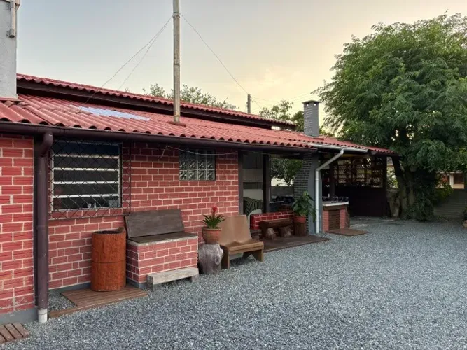 Casa para Locação Temporada, Ubatuba - São Francisco do Sul/SC