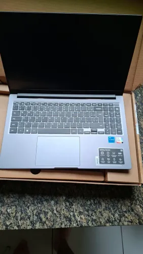 GALAXYBOOK4- i5, 16GB, 512 SSSD