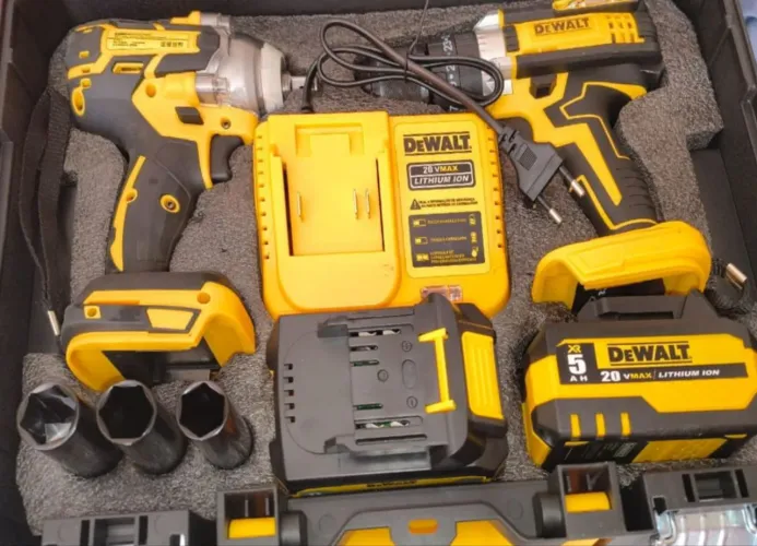 PARAFUSADEIRA + CHAVE DE IMPACTO - KIT 2 em 1 DEWALT ORIGINAIS -20V5ah e 20/60V9ah DCF922B