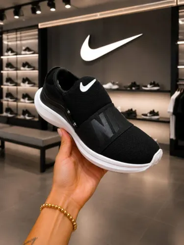 Tênis feminino