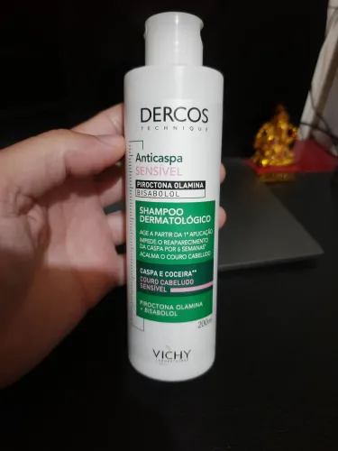 Shampoo Vichy Dercos Anticaspa Sensível. 