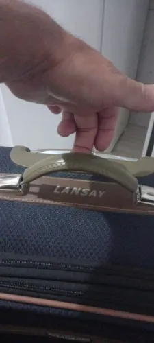 Vendo 1 mala LANSAY, em ótimo. estado