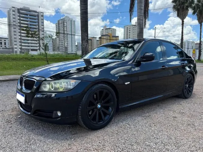 BMW 320I 320i 2011