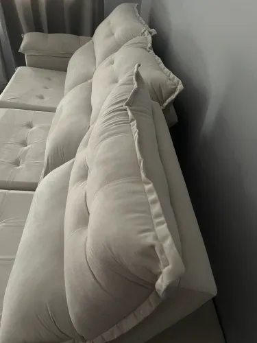 SOFÁ SOFISTICADO NOVO
