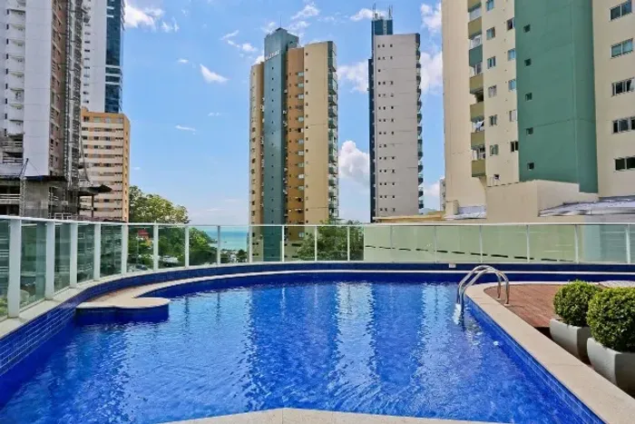 Cobertura Duplex à Venda em Balneário Camboriú-SC, Vista Mar, 4 Suítes, 3 Vagas de garagem