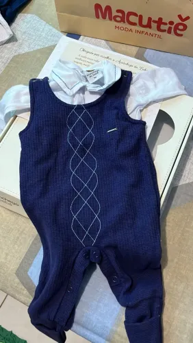Lote Completo Bebê Menino Seminovo - Roupas De Tricô 250