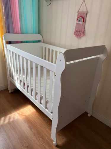 Venda de berço e colchão