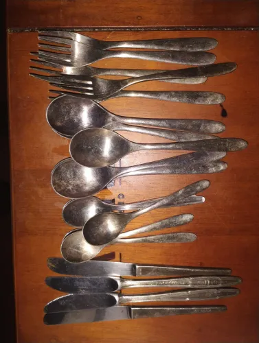 Talheres banhados a prata para colecionadores