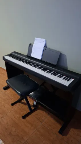 Yamaha P-125 Completo - Estado de Novo
