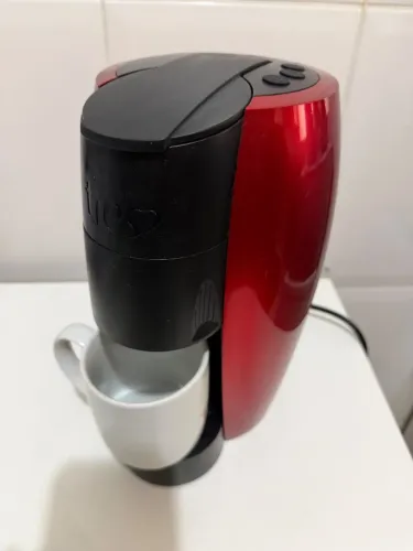 Cafeteira Espresso Lov Três corações