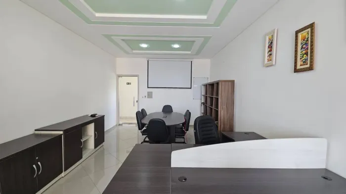 Locação Sala Comercial Mobiliada Floradas de São José,SJC.