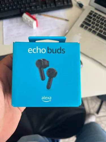 Fone de ouvido echo Buds