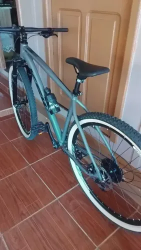 Bicicleta Aro 29 Ksw 9v Freio Hidráulico Trava E K7 11/40