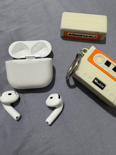 AirPods 4 original