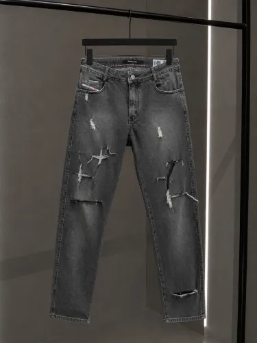 Calça Rasgada Diesel Preta