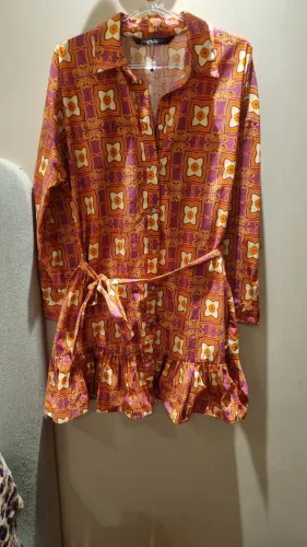 Vestido lindo Zara P novo