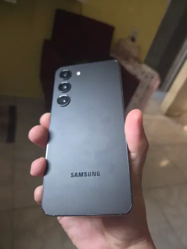 Samsung s23