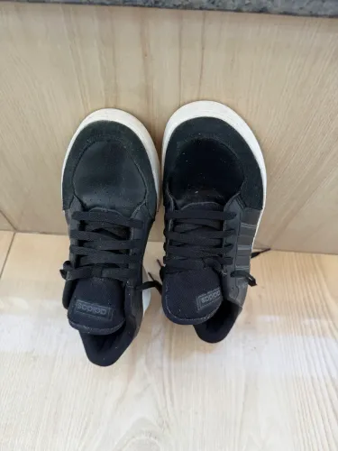 Tênis original ADIDAS