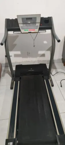Esteira profissional usada