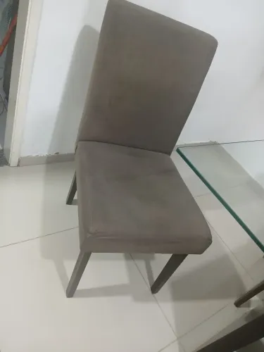 Cadeira semi nova