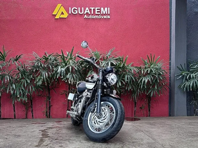 Triumph Bonneville speedmaster 1200cc 2026
