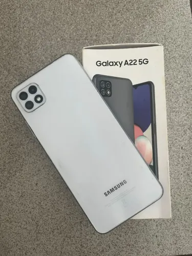 vendo Samsung galaxy A22 com 128GB memória, cor branca em perfeito estado,celular na caixa