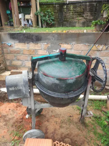 Betoneira 150 litros 