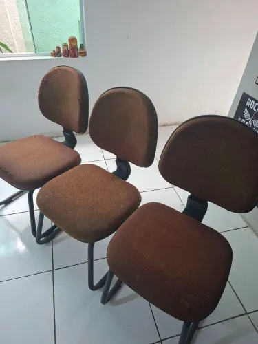 3 cadeiras escritório