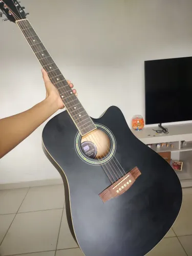 Violão com case e cordas