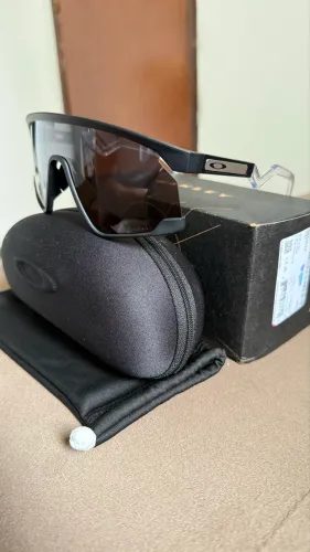 ÓCULOS OAKLEY MODELO BXTR LENTES PRIZM  ORIGINAL NA CAIXA.